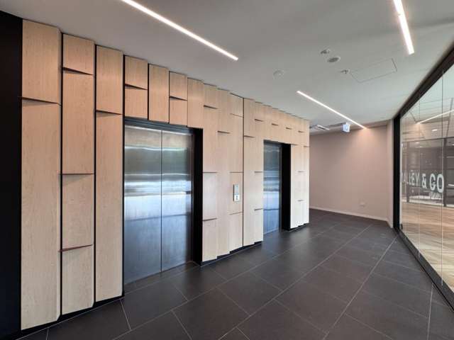 33 Cathedral Square City Centre_3