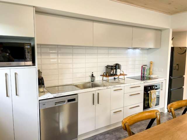 8 Ettrick Lane Edgeware_2