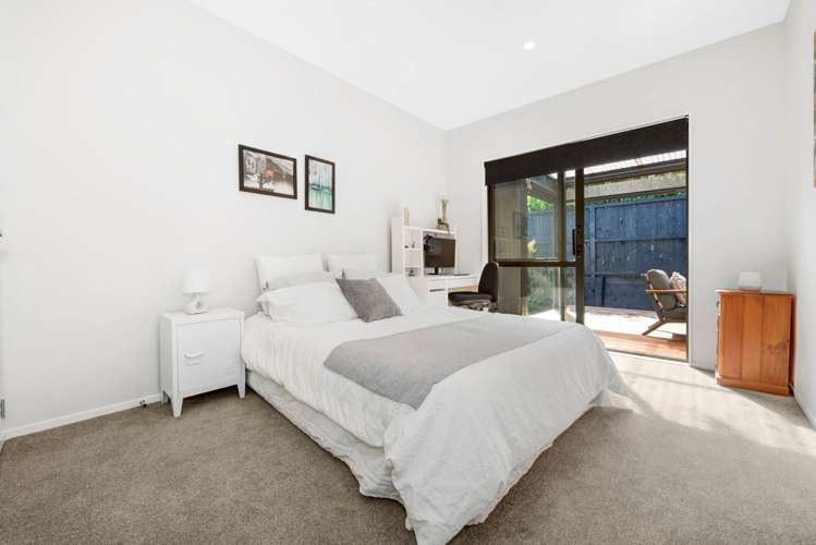 7 Hapukupuku Avenue Beachlands_15