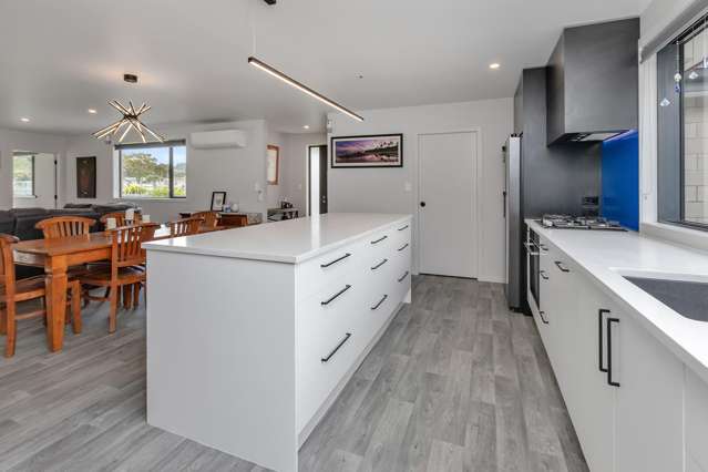 36 Layby Lane Te Kamo_3