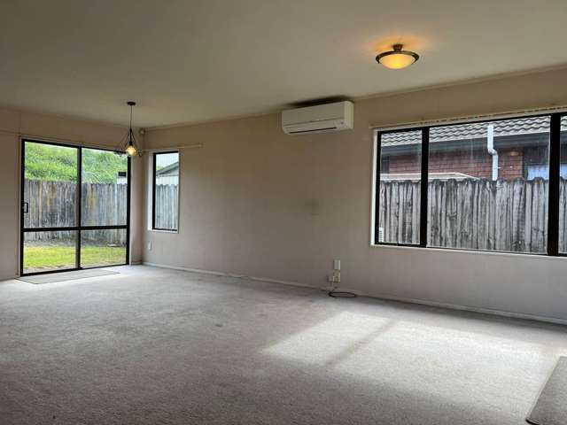 24 Tullis Place Pakuranga Heights_2