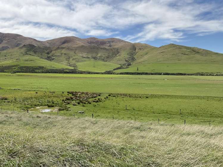 Fairlie Tekapo Road Burkes Pass_18