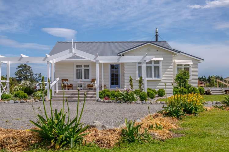 176 State Highway 53 Featherston_0