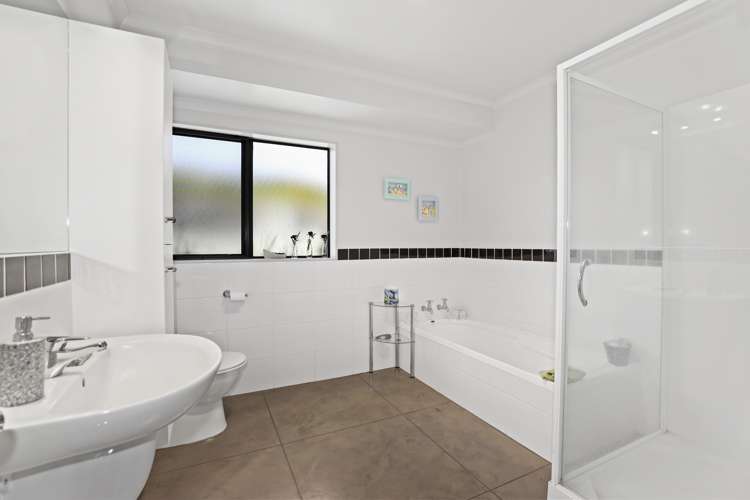 5 Bullmore Place Pukehangi_23