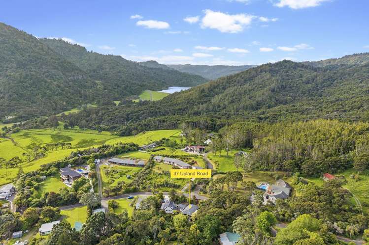 37 Upland Road Huia_21