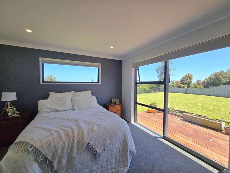 13 Racecourse Terrace Rise Hokitika_10