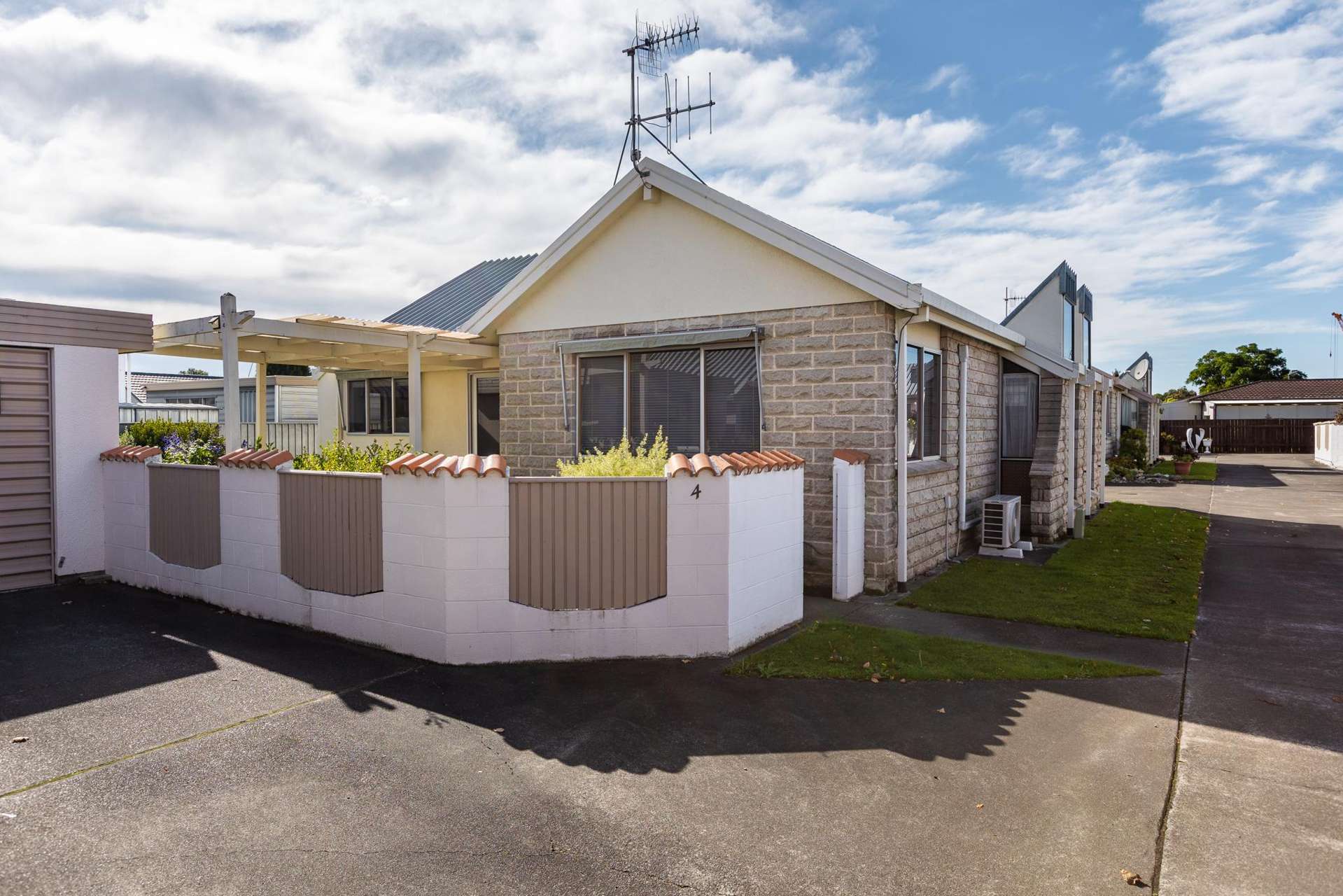 4/249 Taradale Road Pirimai_0