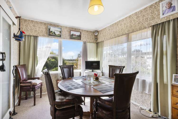 34 Lyndhurst Road Te Atatu South_5