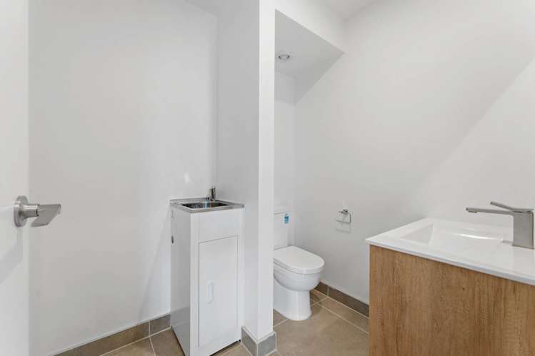 148 Squadron Drive Hobsonville_13