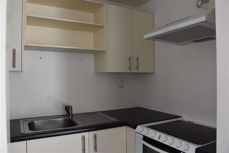 1/345 Armagh Street Linwood_5