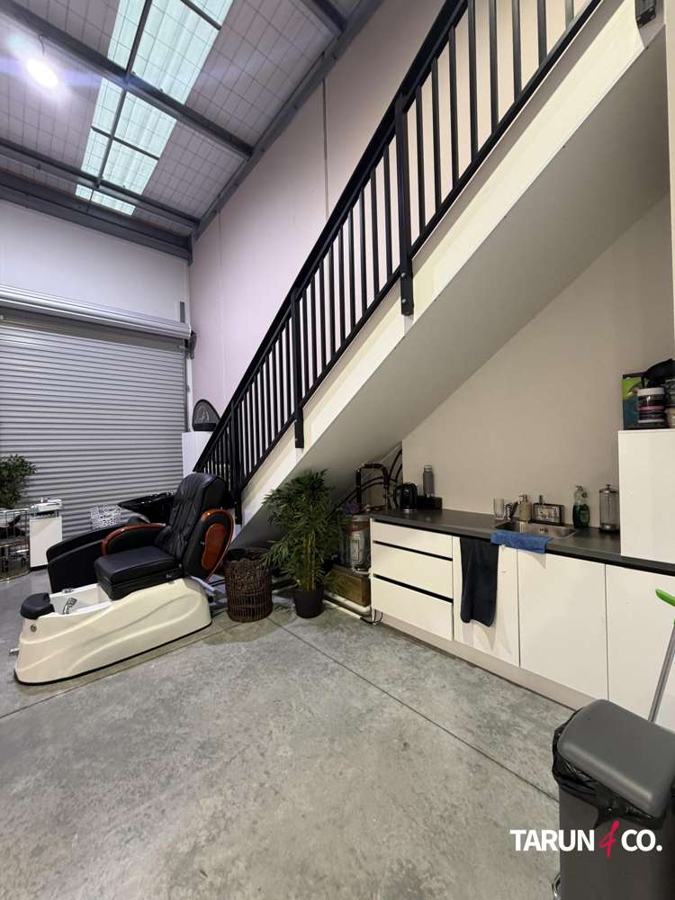 2/90 Hobsonville Road Hobsonville_6