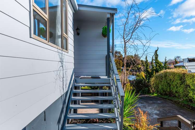 44 Tremaine Avenue Two Mile Bay_10