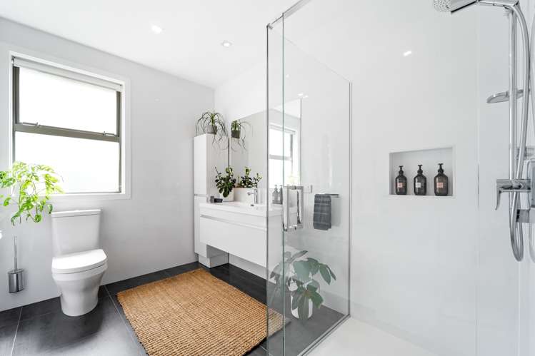 11 Sandpiper Avenue Point Wells_16