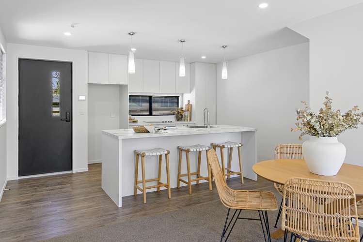 5/38 Wildberry Street Woolston_2