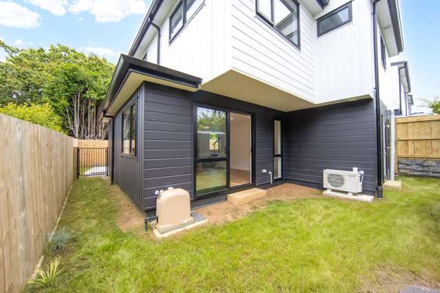 5/70 Golf Road New Lynn_2