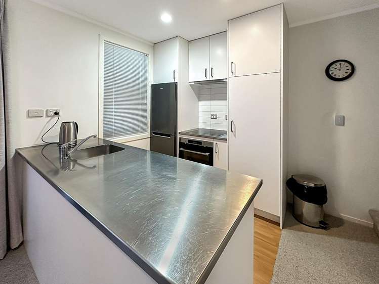 47/3 Wagener Place Mount Albert_6