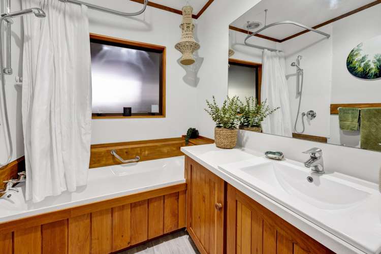 20 Heaphy Street Westown_15
