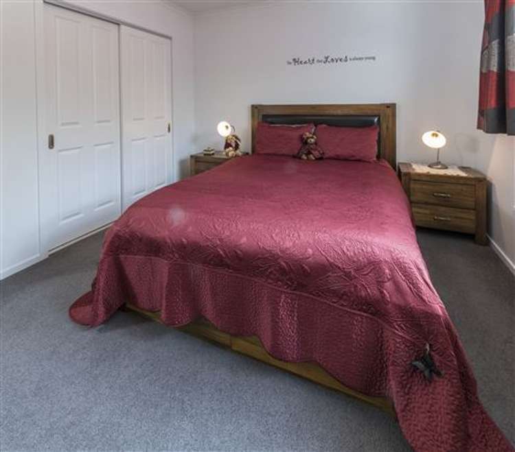 9 Adair Road Haast_17