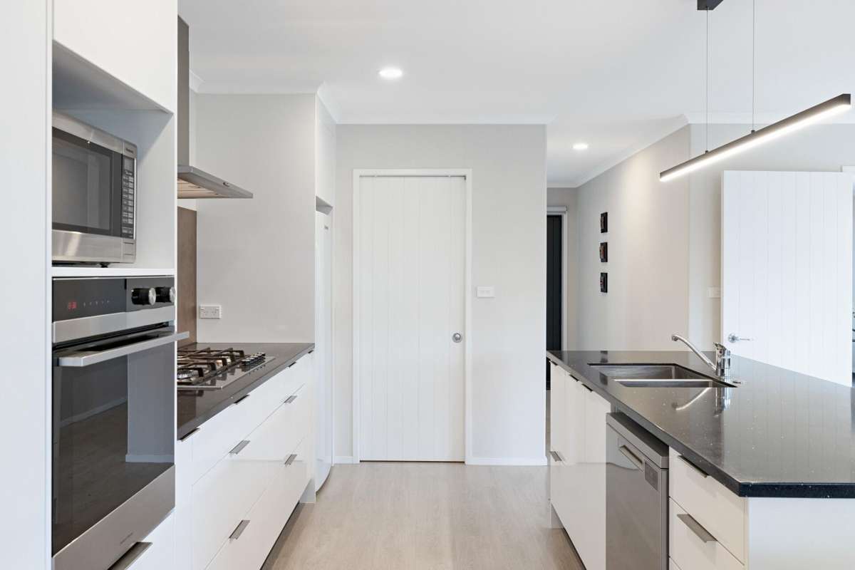 20 Montia Close_3