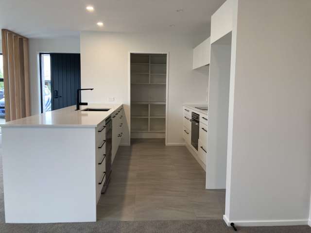 13 Sandstone Crescent 11103_4