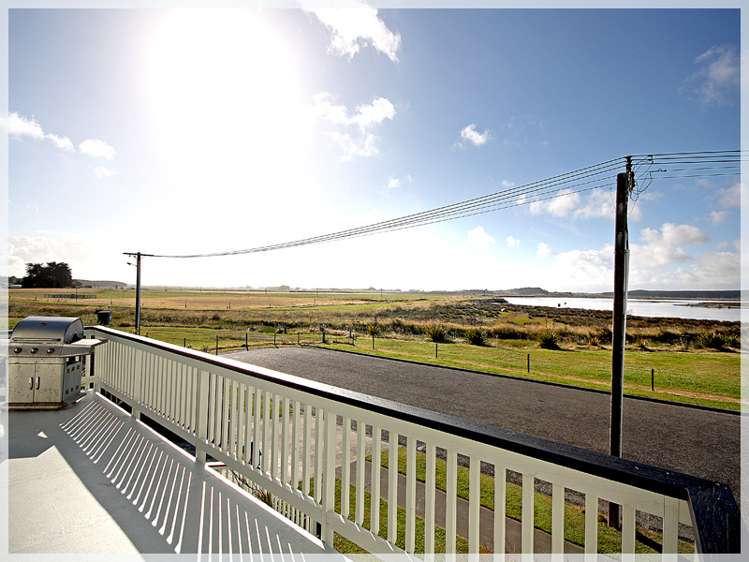 67 Hartley Street Foxton Beach_26