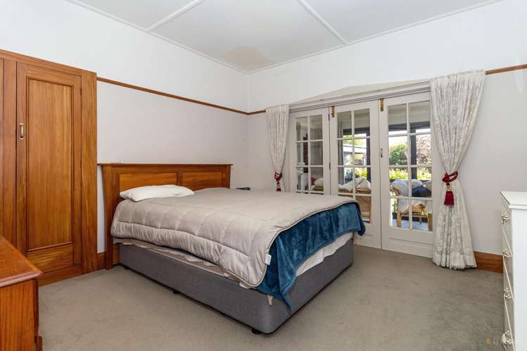 2 Ashbury Avenue Waimataitai_6