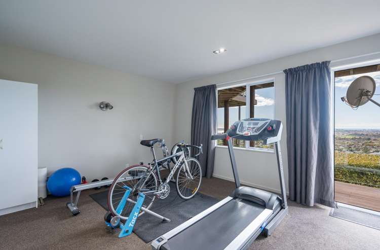 23 Valhalla Drive Richmond_14