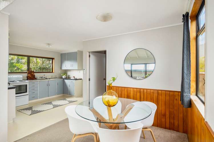 5/25a Beach Road Te Atatu Peninsula_12