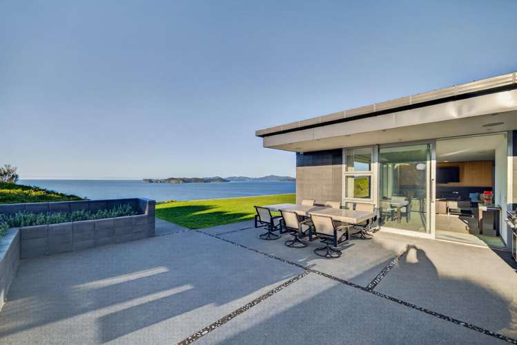 136 Pukematu Lane Russell_24