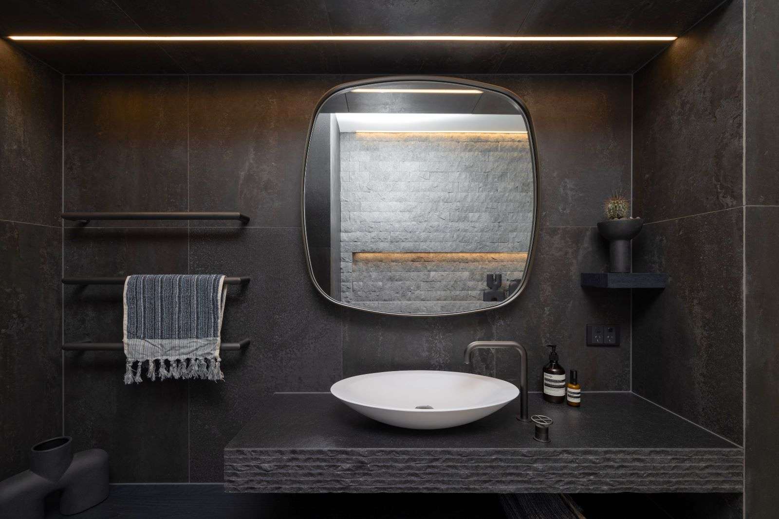 Bathroom design by Natalie Du Bois, of Du Bois Design