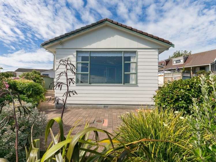 3 Teme Way Island Bay_5