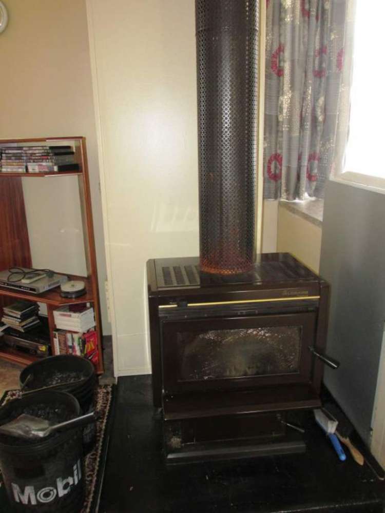 1 Ross Street Reefton_5