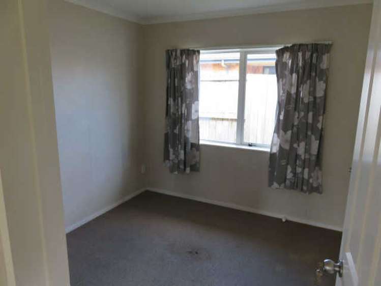 31 Thomas Road Huntington_11