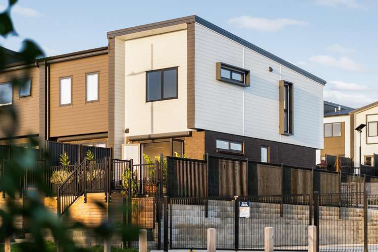13/10 Ngaroma House Drive Hobsonville_22