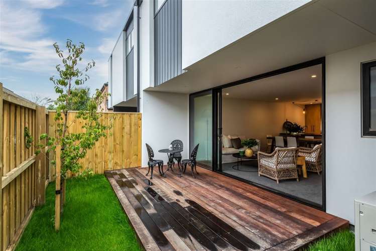 2/10 Bishop Street Saint Albans_14