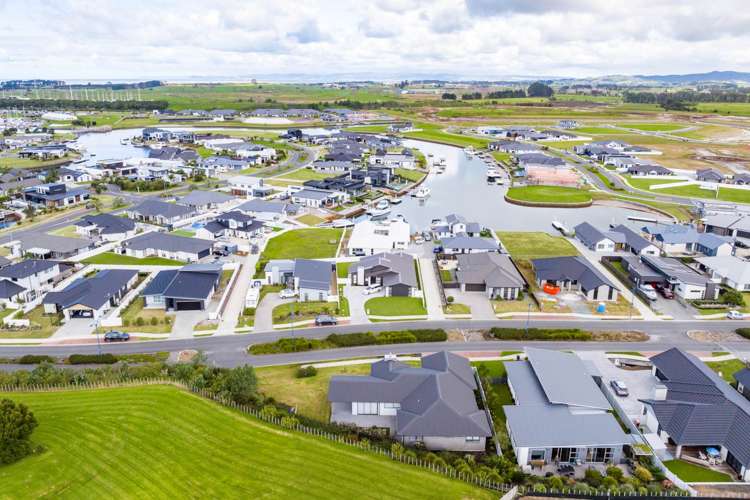 54 Stace Hopper Drive One Tree Point_18