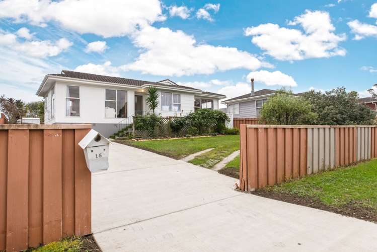 15 Kelman Road Kelston_7