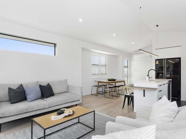 38 Puhirake Crescent Pyes Pa_2