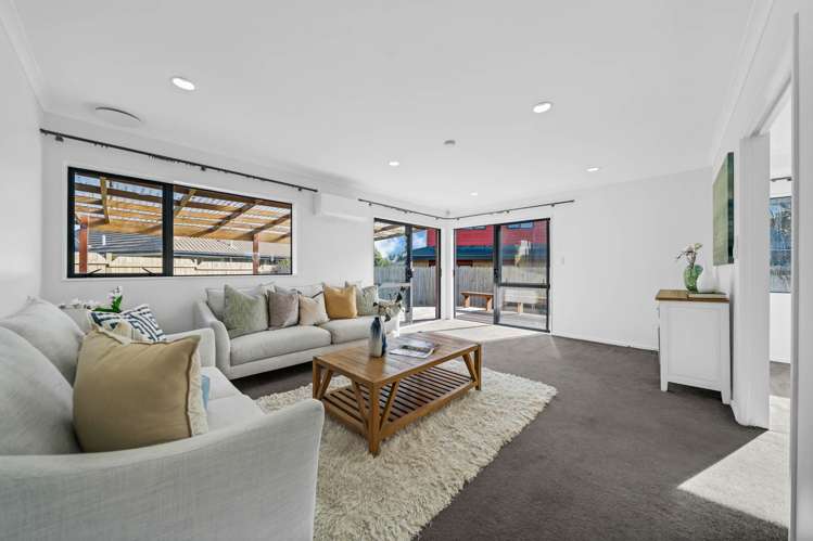2/12 Solana Court Botany Downs_6