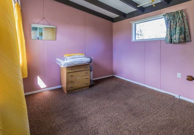 10 Frye Crescent Albert Town_13