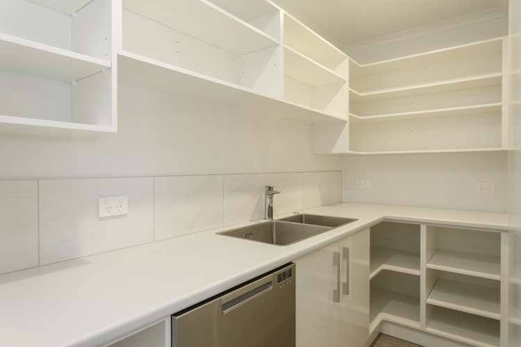 9 Broadcast Lane Rangatira Park_12