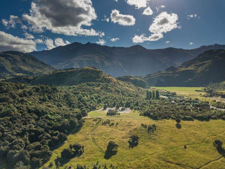 16 Emerald Bluffs Lane Glendhu Bay_15
