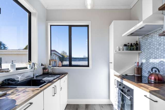 236 Lamond Street East Hargest_3