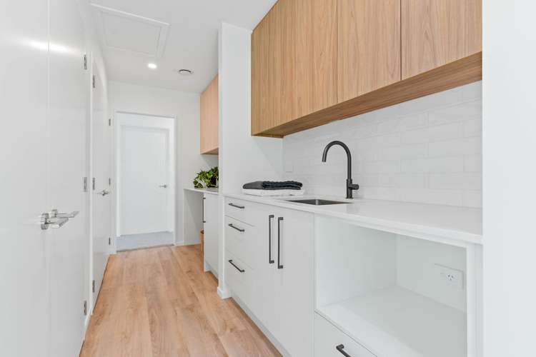 8 Molly Place Southbridge_20