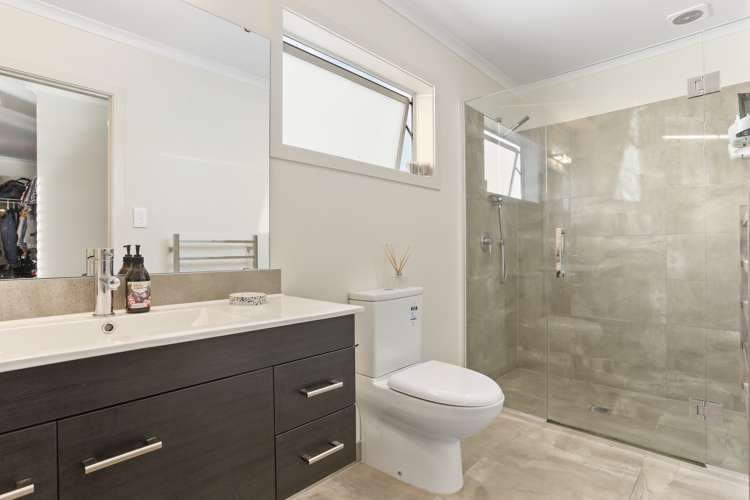 9 Wisteria Lane Silverdale_12