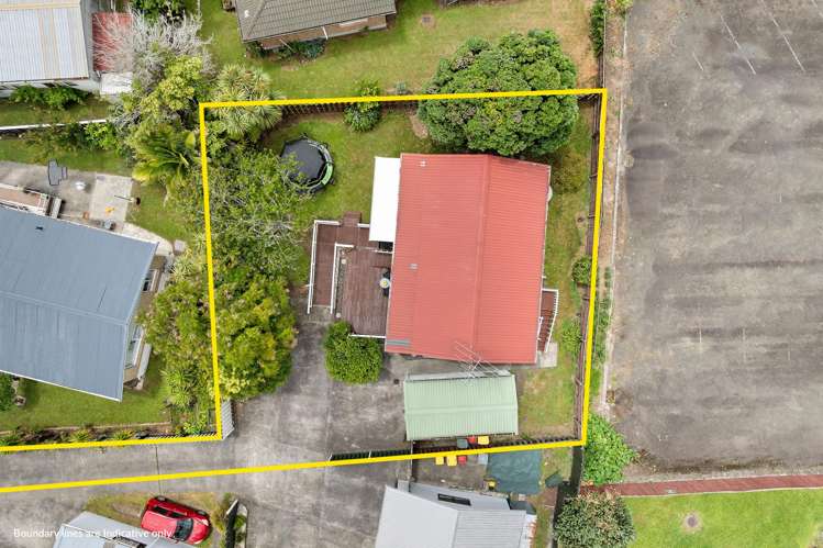 2/4 Campbell Place Papakura_16