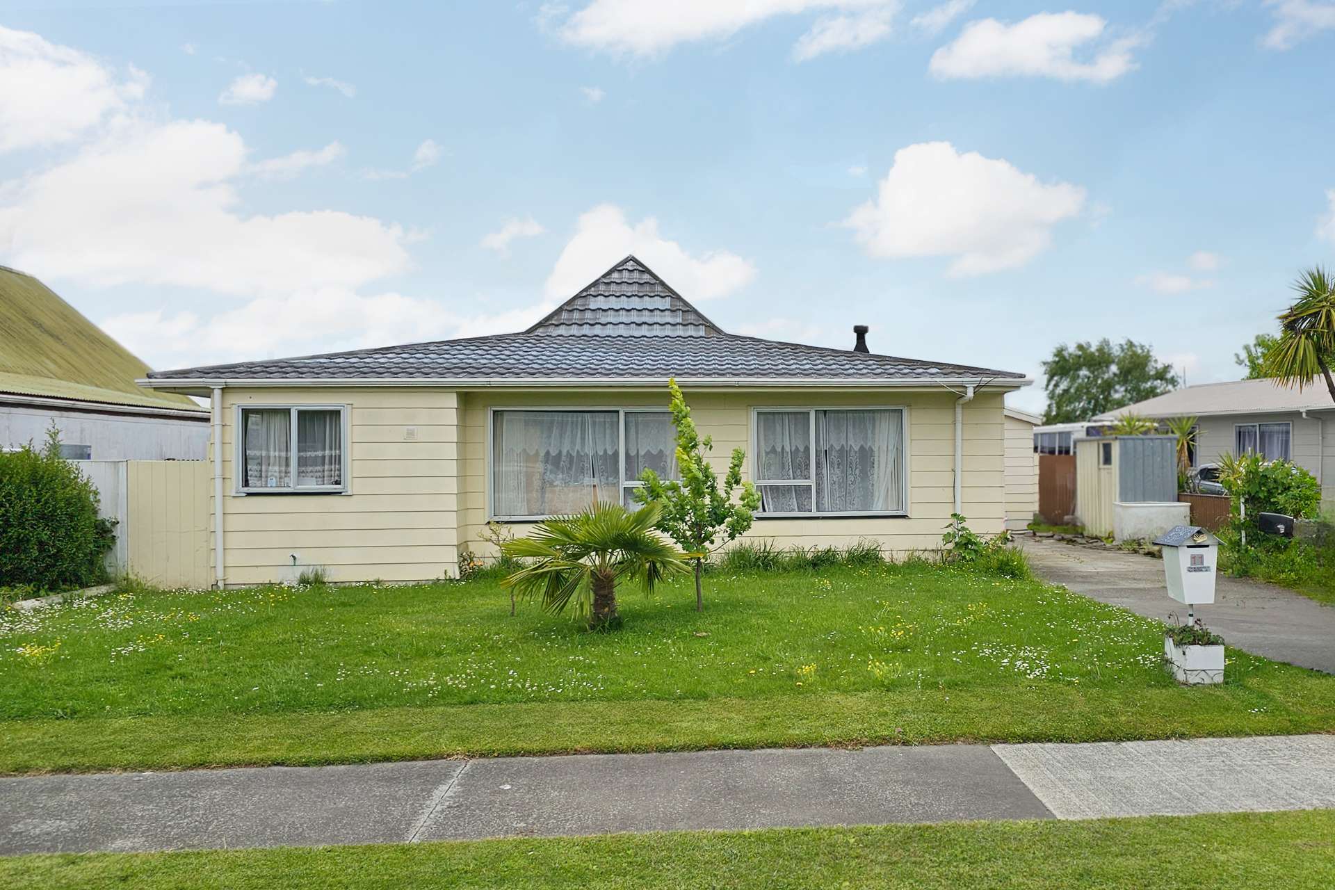 11 Fergusson Avenue Waipukurau and Surrounds_0