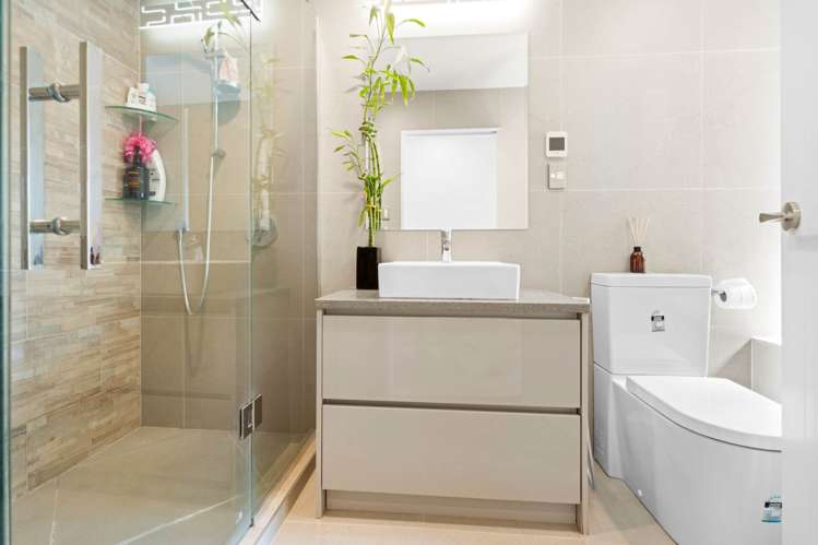 9 Tihema Lane Westgate_17