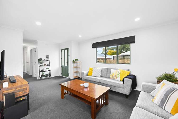 24B Livingstone Avenue 1112_6