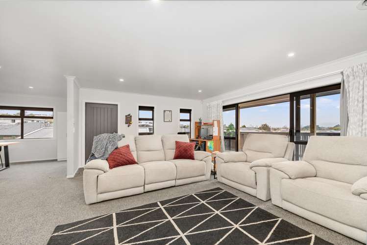 6 Poplar Grove Feilding_4